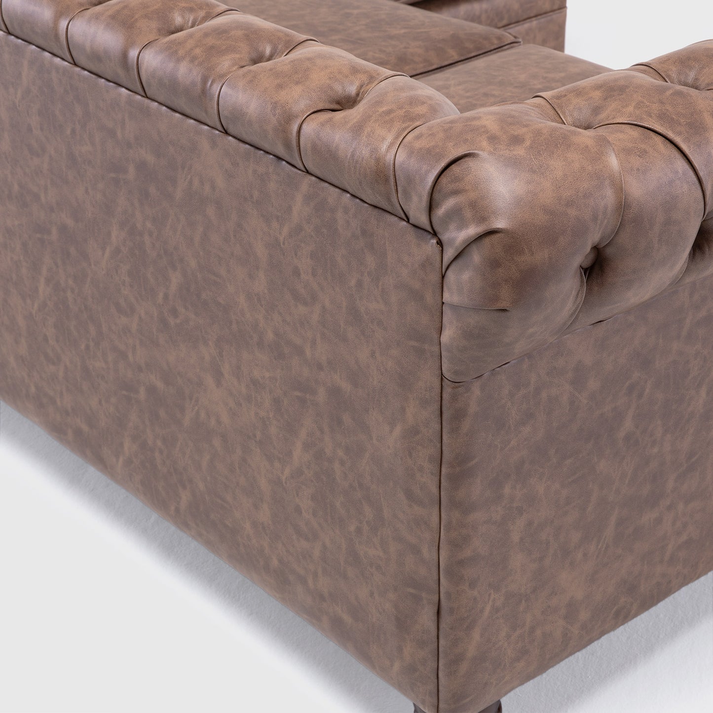 Seccional Chesterfield Skin Derecho