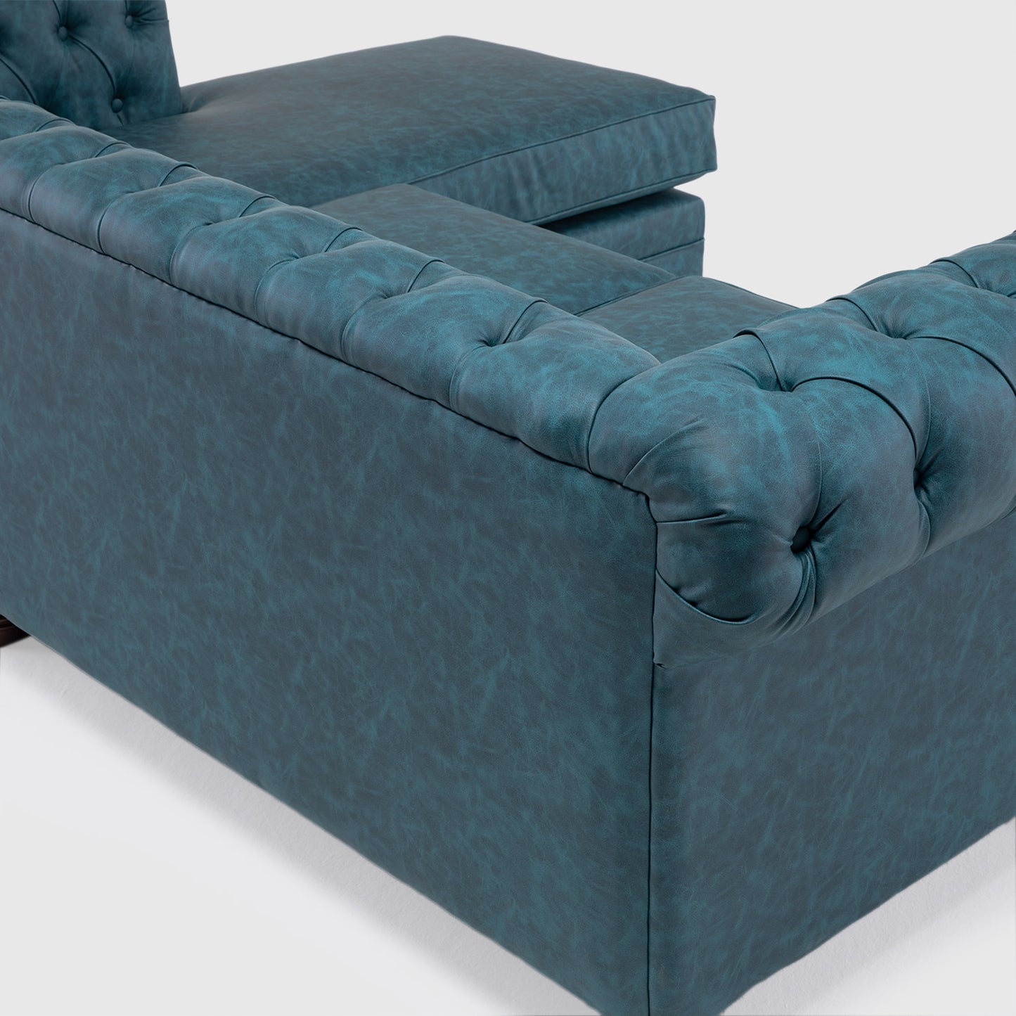 Seccional Chesterfield Skin Derecho